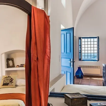 Astraea House Fira (Santorini)